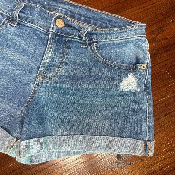 Old Navy Cuffed Denim Jort Light Blue Jean Shorts Size 0 - Picture 3 of 10